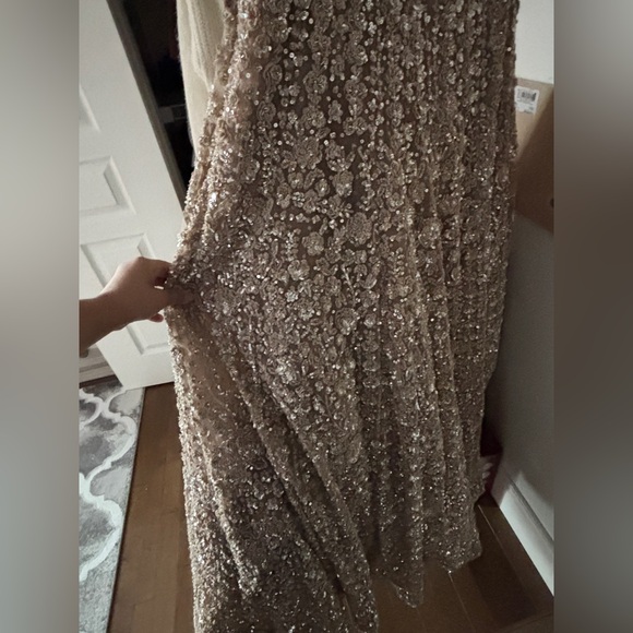 It’s indien lehegas for the party’s.
I wear one time. - Picture 7 of 13